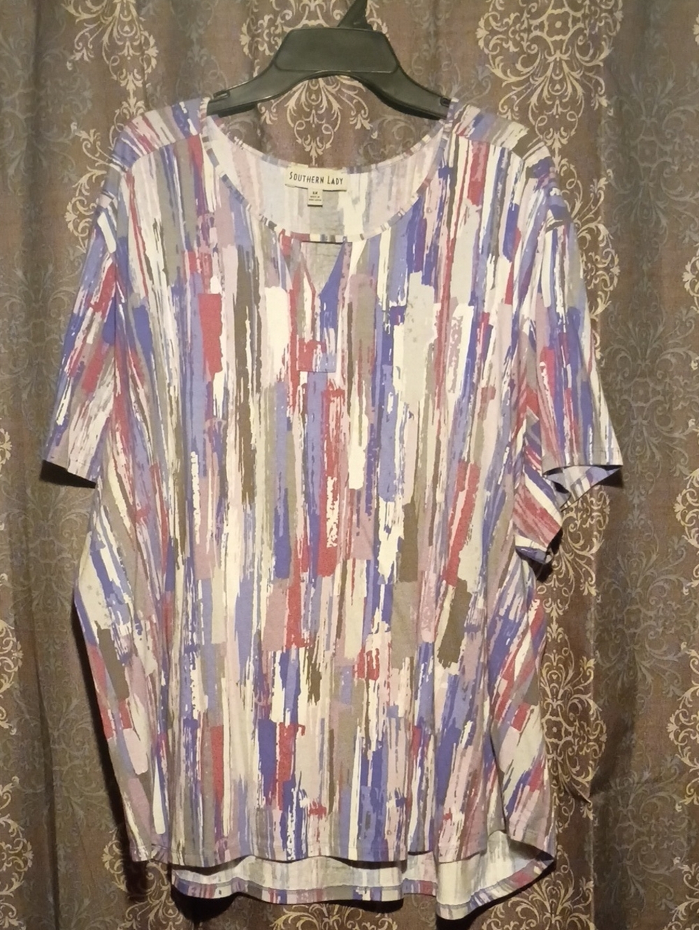 Southern Lady Short-Sleeve Men’s Abstract Brushstroke Shirt in White, Blue & Red